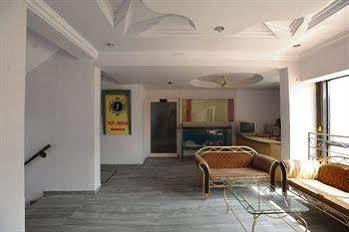 Hotel Jal Sagar à Vadodara Extérieur photo